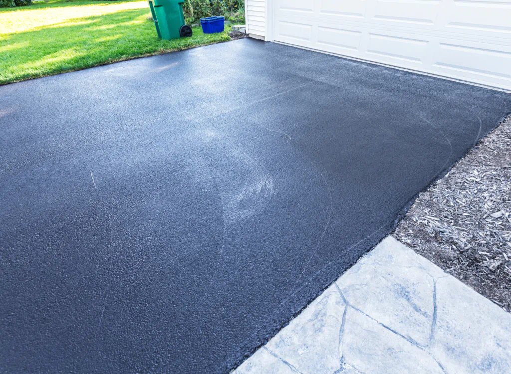 sealed asphalt driveway